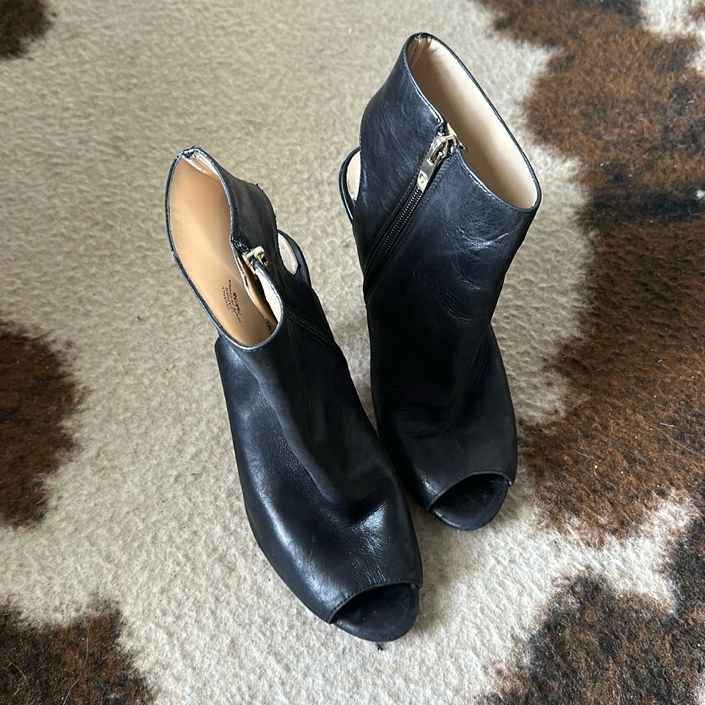 Carolinna Espinosa Heels | size 7M/38